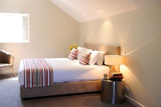 Room
Room
di The Haus Studio Apartments