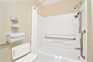 Super 8 By Wyndham Spokane/West