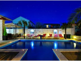 General view
General view
di Apartments Bracic