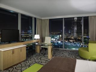 Room
Room
di Sofitel Dubai Downtown