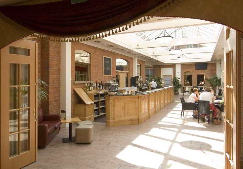 Bar
Bar
di Oakwood House Hotel