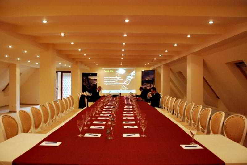 Conferences
Conferences
di SunGarden Golf & SPA Resort