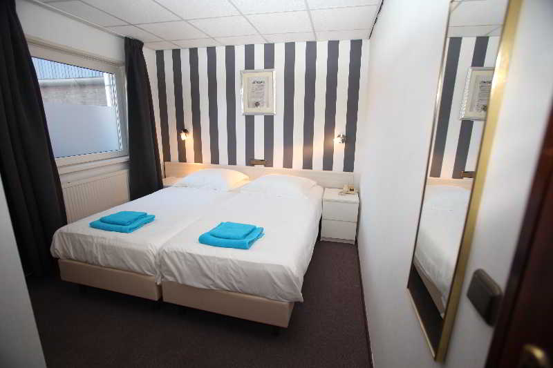 Room
Room
di Het Wapen Van Enkhuizen