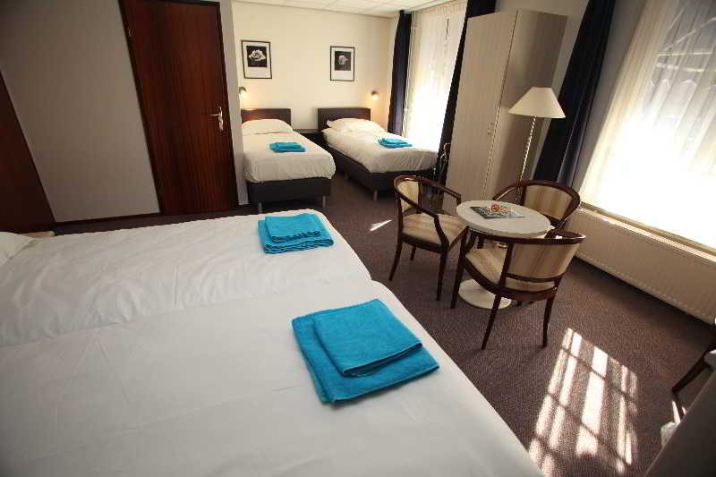 Room
Room
di Het Wapen Van Enkhuizen