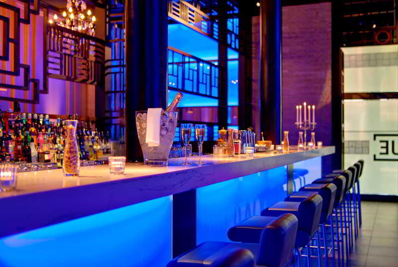 Bar
Bar
di Renaissance Lucerne Hotel