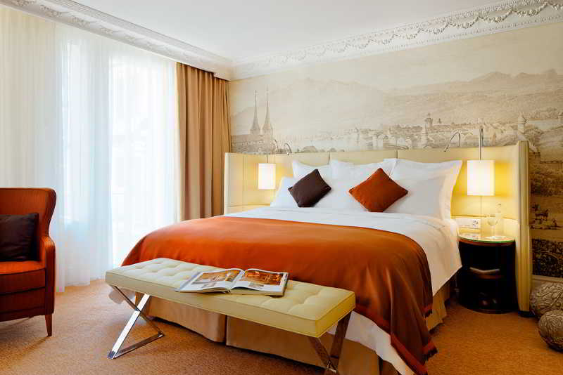 Room
Room
di Renaissance Lucerne Hotel