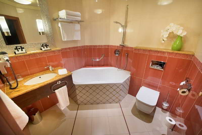 Room
Room
di Zvon Design Suites