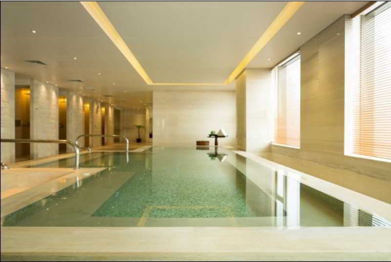 Pool
 di WH Ming Hotel Shanghai