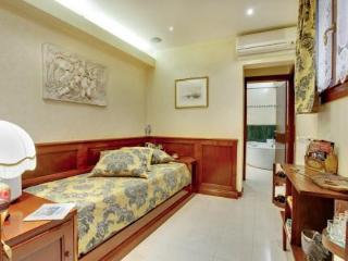 Room
Room
di Regina Elena Apartment