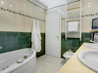 Room
Room
di Regina Elena Apartment