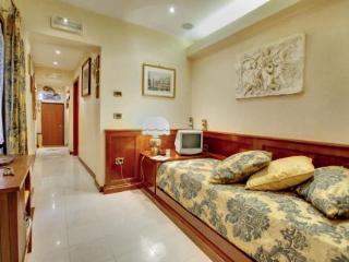 Room
Room
di Regina Elena Apartment