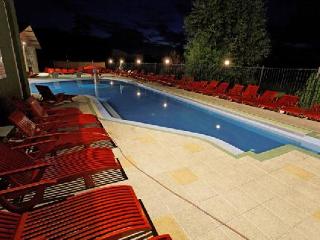 Pool
Pool
di Resort Holiday Spa & Welness Perla