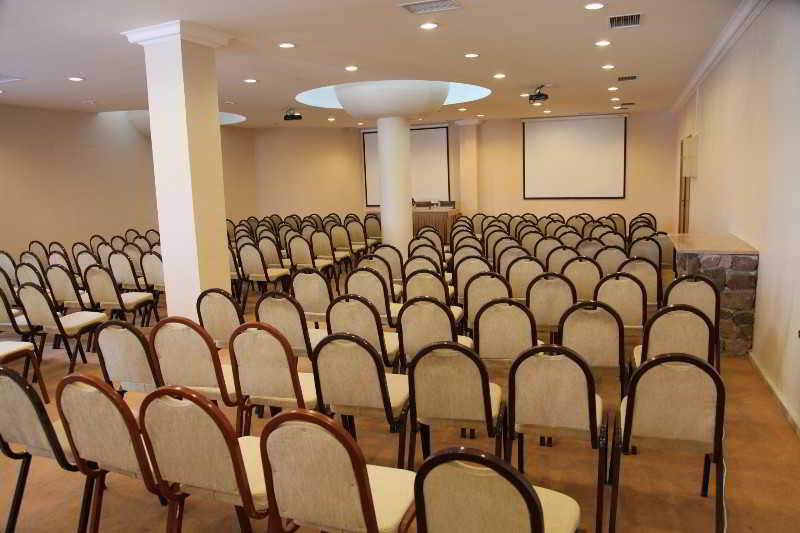 Conferences
Conferences
di Assos Dove Hotel Resort & Spa