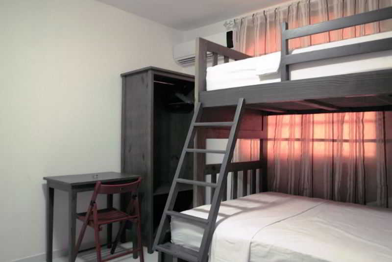 Room
Room
di Santo Domingo Bed and Breakfast