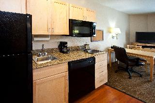 Room
 di Candlewood Suites Fort Myers
