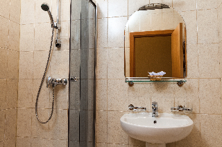 Room
Room
di Allegro Ligovsky