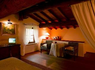 Room
Room
di Musella Winery & Relais