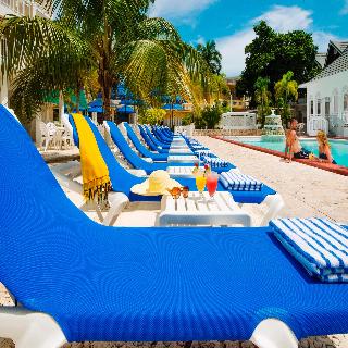 SeaGarden Beach Resort