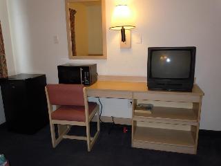 Knights Inn Grand Rapids East