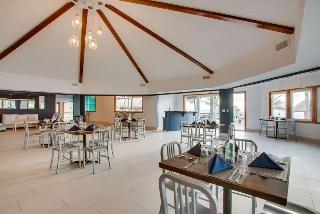 Costa Blu Beach Resort Trademark Collection