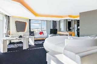hotel-thumb