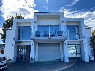 Alpha Motel Luxury Apartments