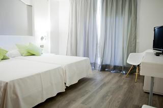 HOTEL MIR OCTAVIO