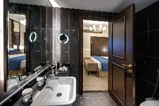 hotel-thumb