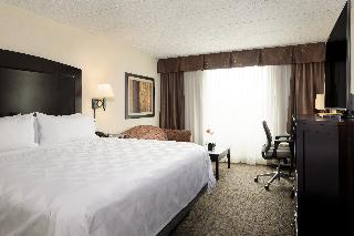 Holiday Inn and Suites Charleston West