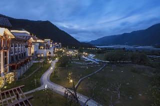 Hilton Linzhi Resort Yarlung Tsangpo Grand Canyon China thumbnail