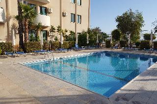 Mandalena Hotel Apartments Protaras Cyprus thumbnail