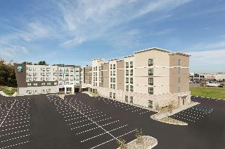 Homewood Suites by Hilton Albany Crossgates Mall image 1