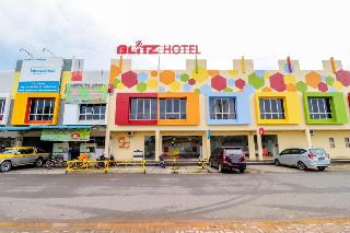 Blitz Hotel by ZUZU