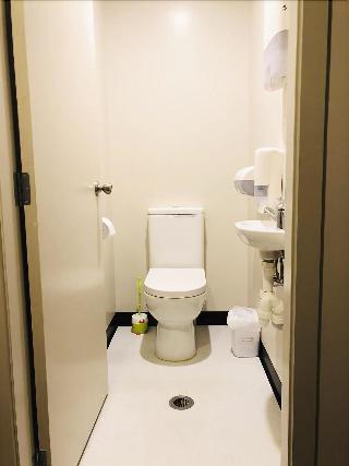 Aura Hotel