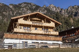 Alpbach Lodge Chalet Superior image 1