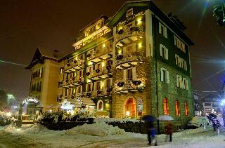 Hotel San Lorenzo Bormio ステルビオ国立公園 Italy thumbnail