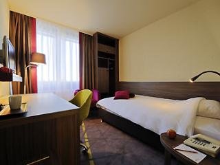 Room
Room
di Mercure Groningen Martiniplaza