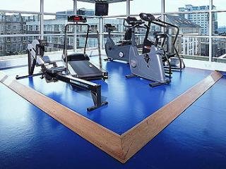 Sports and Entertainment
Sports and Entertainment
di Novotel Glasgow Centre