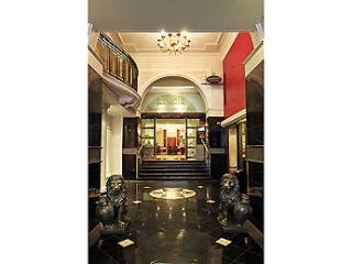 General view
General view
di Mercure Auckland Windsor