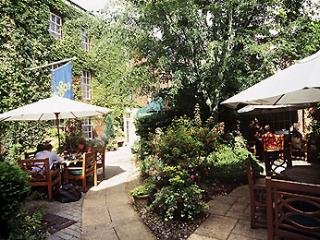 General view
General view
di Mercure Salisbury White Hart Hotel