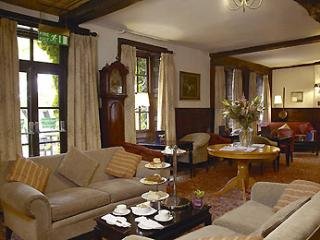 General view
General view
di Mercure Farnham Bush Hotel