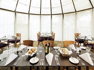 General view
General view
di Mercure Hull, Grange Park Hotel