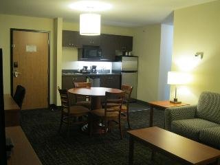 General view
General view
di Eod 9/30/11 B/W Thompson Hotel & Suites