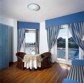 General view
General view
di BEST WESTERN Tigullio Royal Hotel