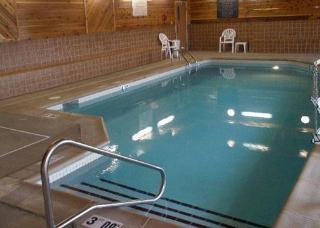 Pool
 di Comfort Suites Anchorage International Airport