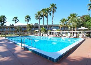 Pool
 di Clarion Hotel Port Canaveral Area