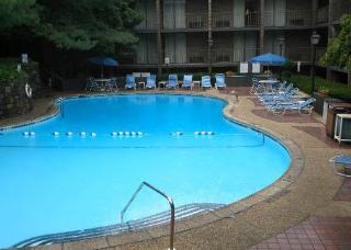 Pool
 di Clarion Hotel Park Ridge