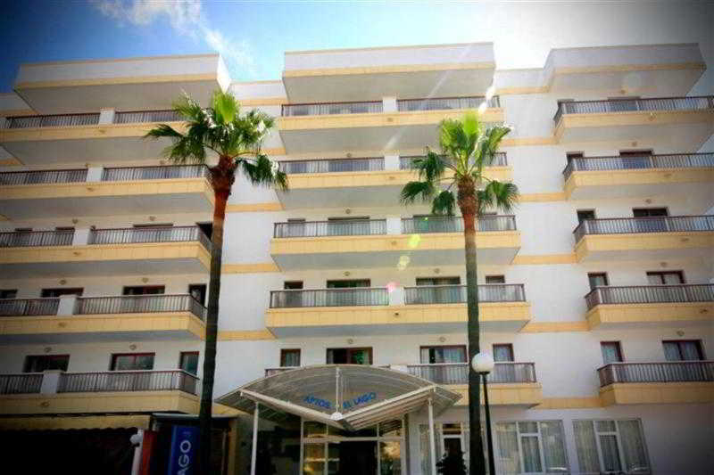 This photo about El Lago shared on HyHotel.com