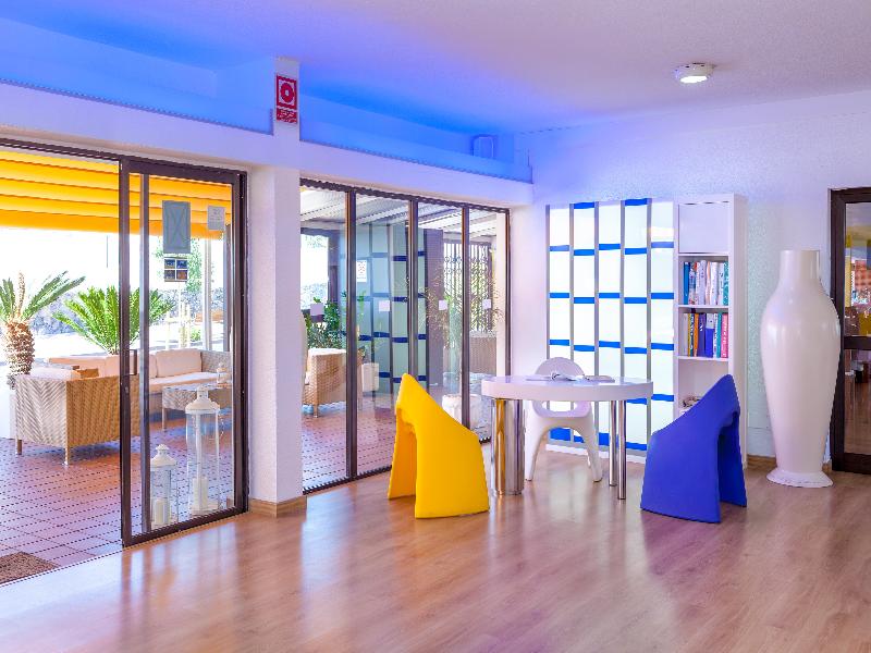 This photo about Paradero shared on HyHotel.com