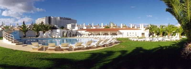 This photo about Montechoro Clube 99 shared on HyHotel.com